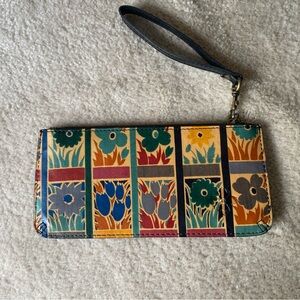 Patricia Nash Vintage Floral Pattern Wristlet